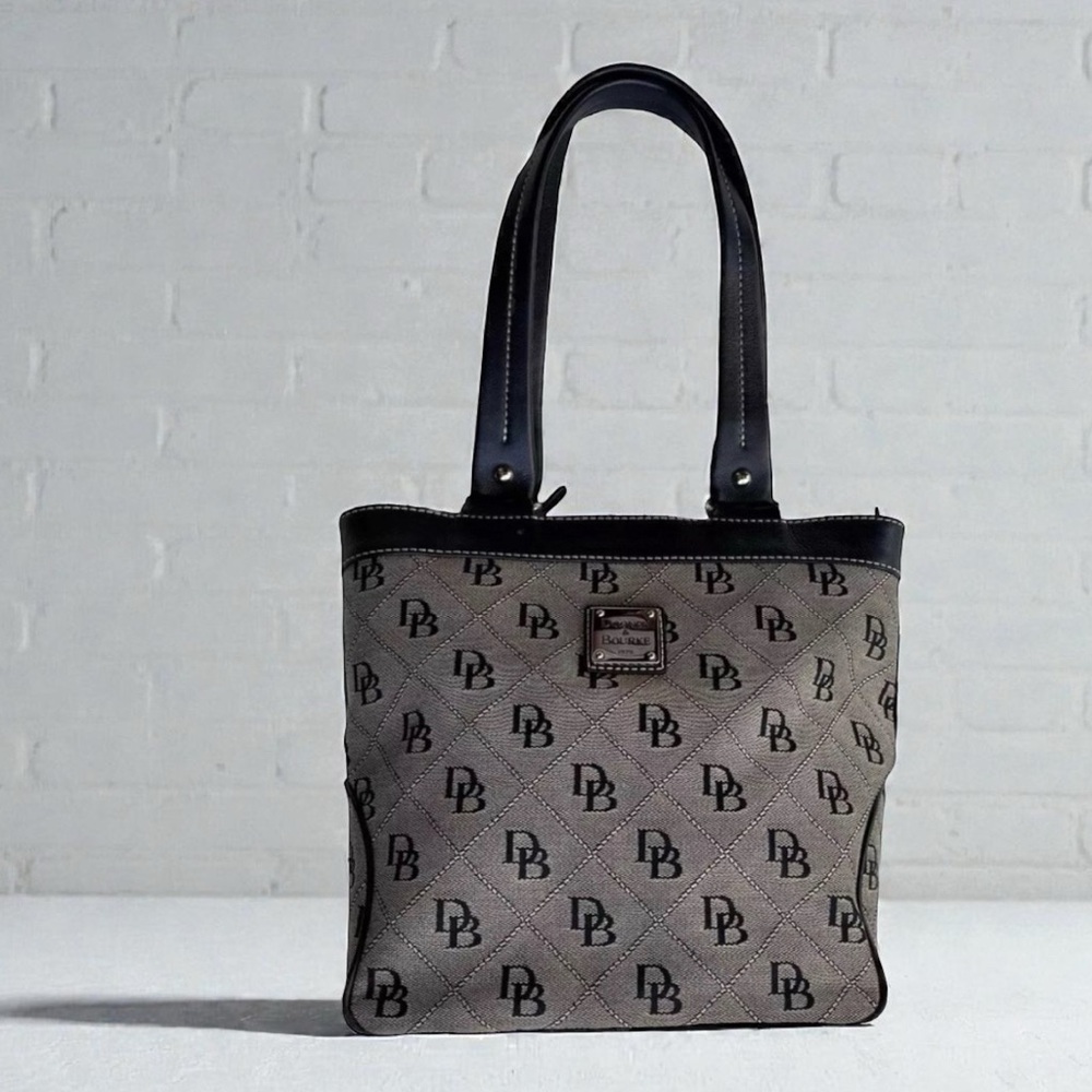Vintage Dooney & Bourke Gabriella Logo Quilt Bag Black Grey Purse Shoulder Bag
